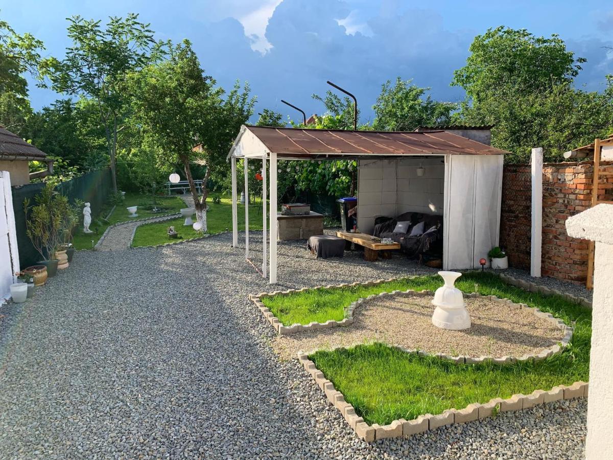 La Maison Blanche Otel Alba Iulia Dış mekan fotoğraf