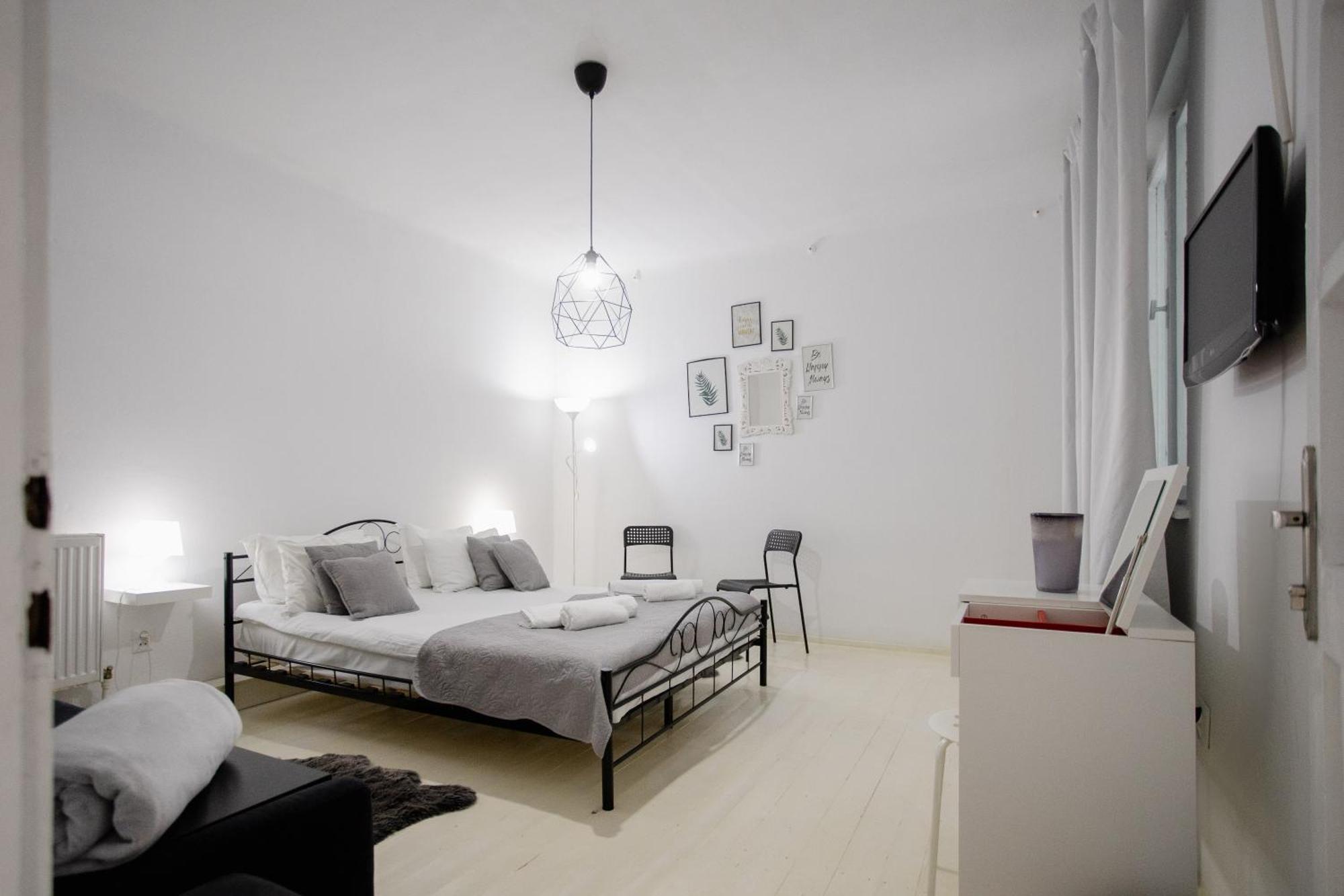 La Maison Blanche Otel Alba Iulia Dış mekan fotoğraf